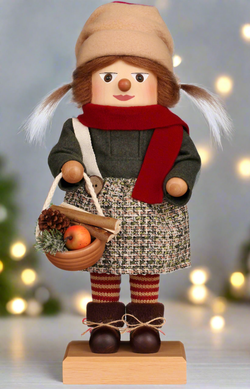 Nutcracker (Premium Collector's Edition) - Forest Woman